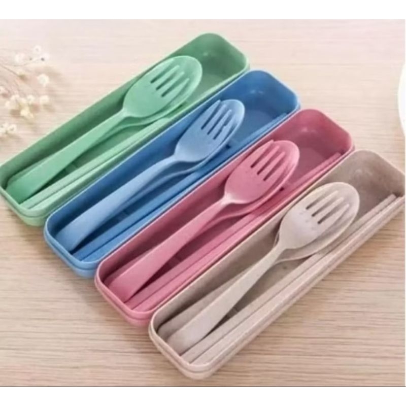 Set Sendok Garpu Set Tempat Portable Jerami Gandum /Peralatan Makan Gandum 3in1