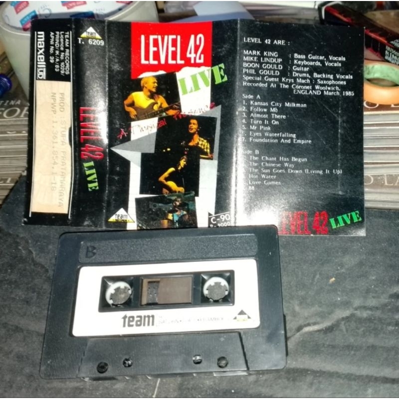 kaset pita:Level 42-Live