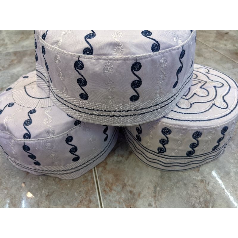 peci Madinah Bugis putih motif bordir kopeah muslim
