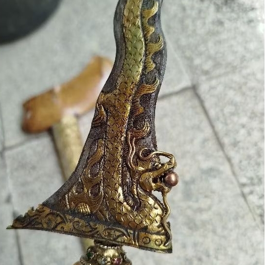 keris nogo liong