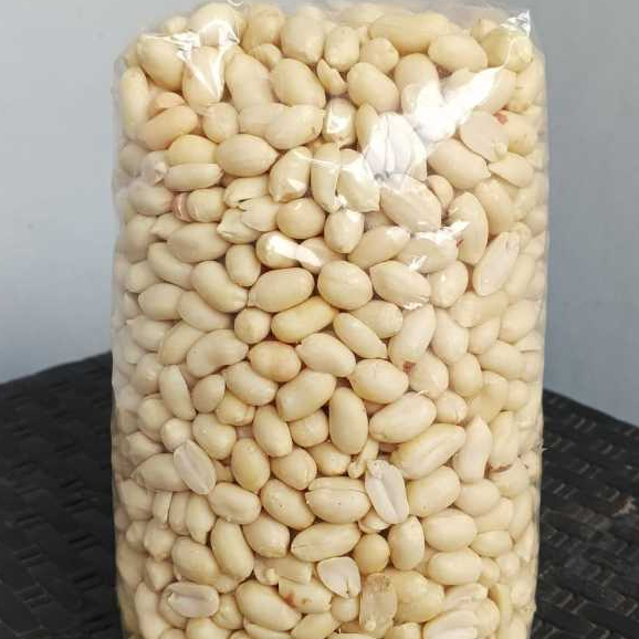 

Kacang Tanah Kupas Mentah - Ukuran 41/51 ( Cukup Besar )