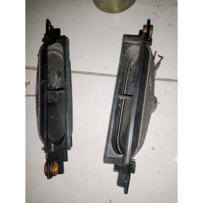 spiker copotan tv jarak baut 14cm lebar4,4cm masih ok