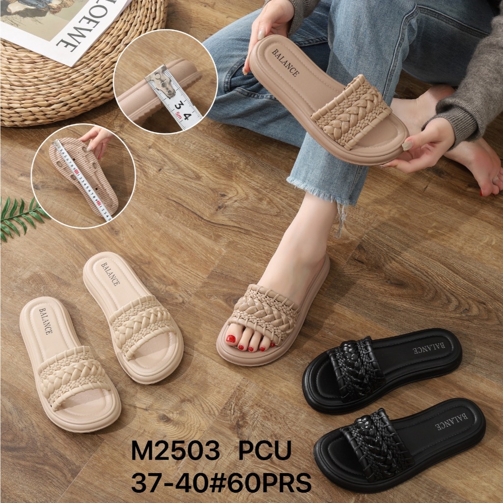 Sandal Wanita Selop Bahan Karet Model Kepang Anyaman Glossy Balance/M2503