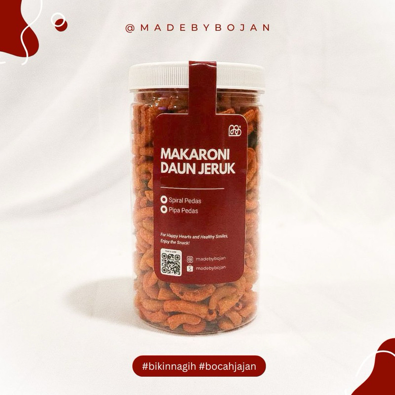 

Makaroni Pedas Daun Jeruk Toples 250 gram - cemilan pedas madebybojan