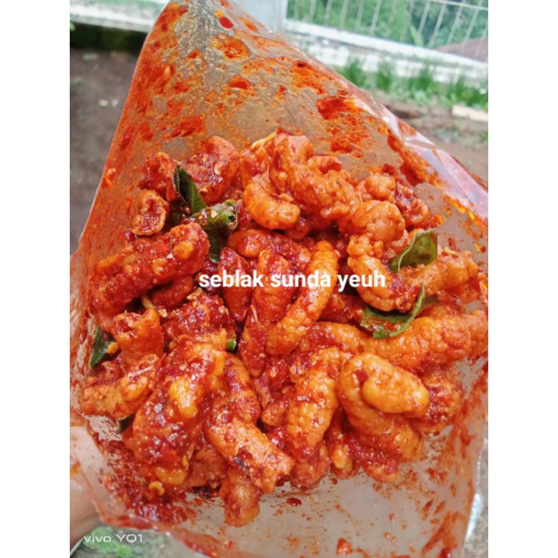 

makanan-usus crispy cikruh daunjeruk 1kg-cemilan-kriuk