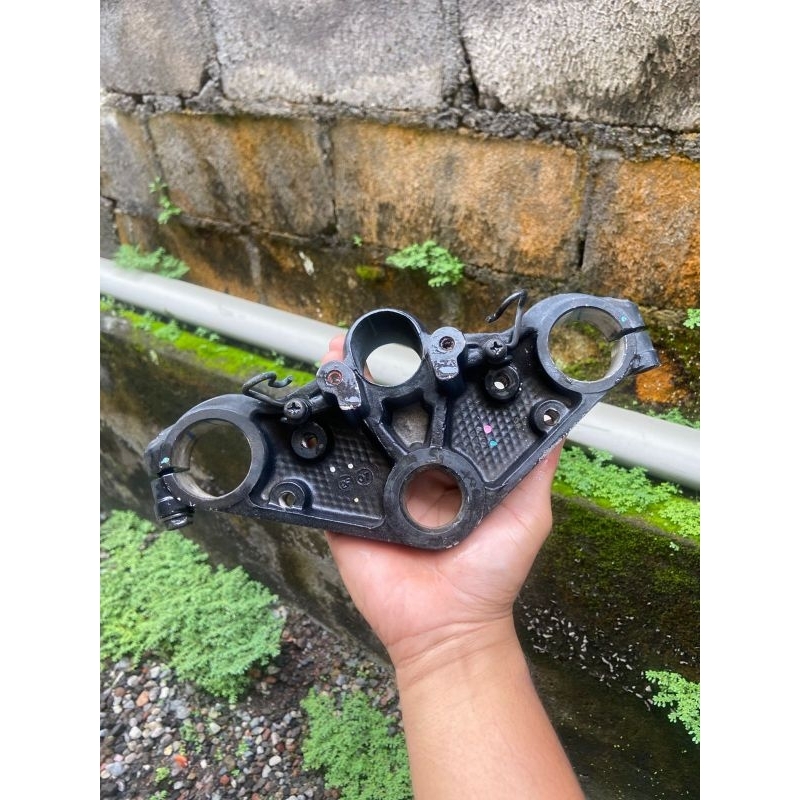 segitiga atas ninja 250 fi original copotan motor