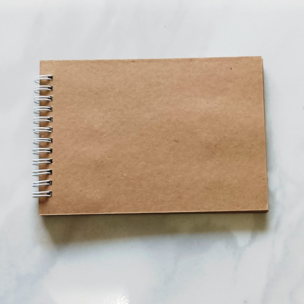 

Scrapbook Album Coklat Vintage Aesthetic Minimalis Rapi Free Packing Aman