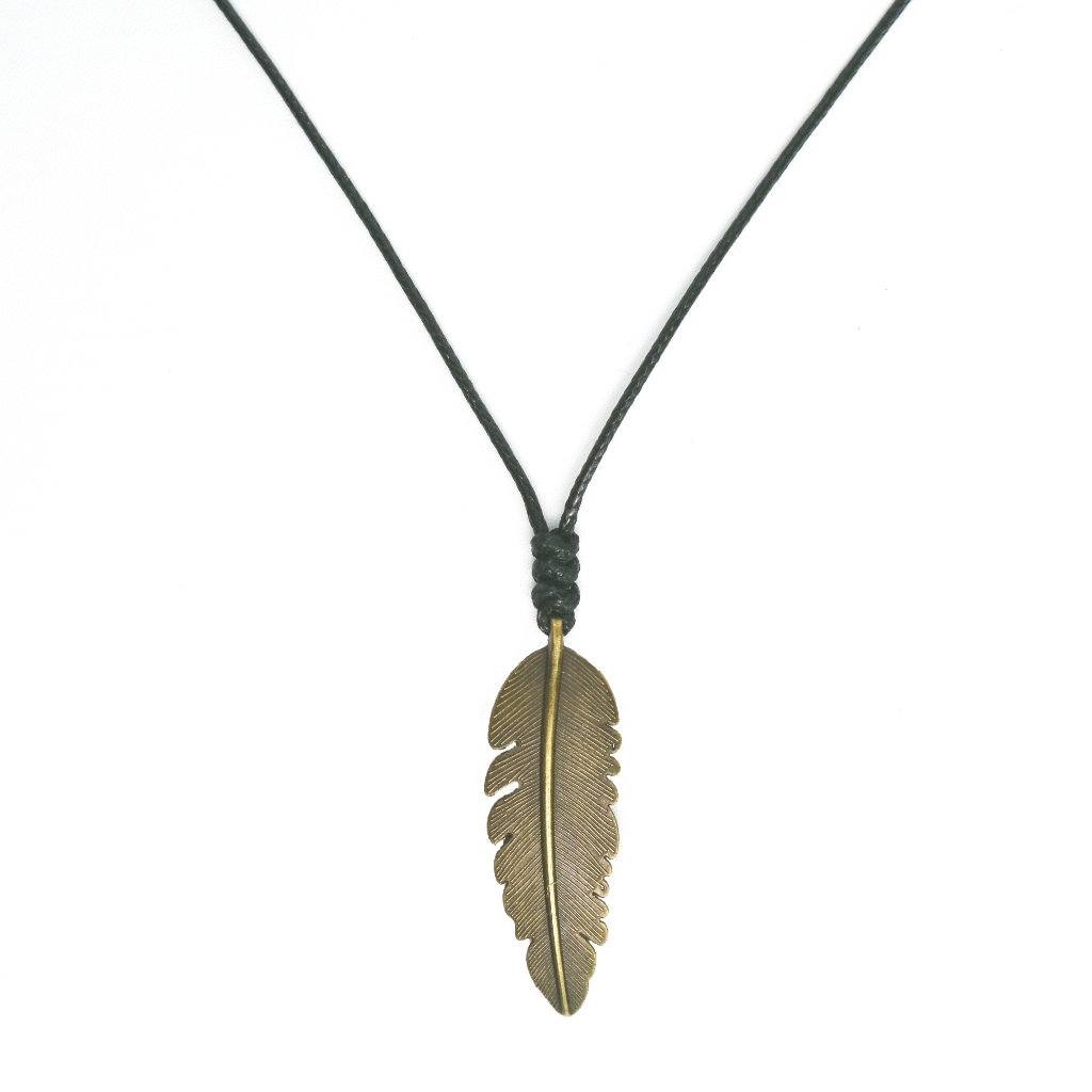 Kalung Pria Titanium Keren Tali Hitam Liontin Bulu Feather Logam Panjang Adjustable Unisex