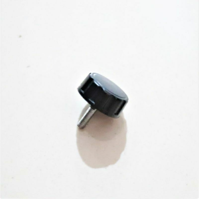 Tutup handle Reel pancing mur samping