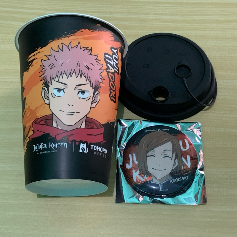 Official Merchandise Tomoro x Jujutsu Kaisen Bundle Budge Nobara dan Cup Yuji