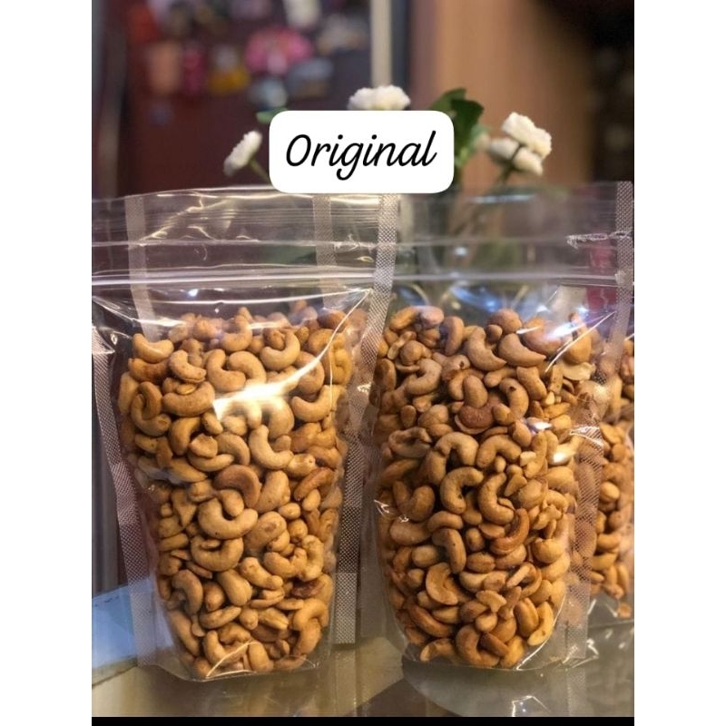 

Kacang Mede Utuh Varian Rasa