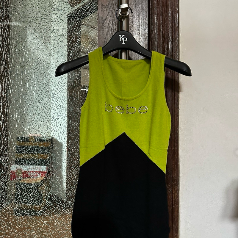 [READY] TOP HIJAU NEON BEBE PRELOVED