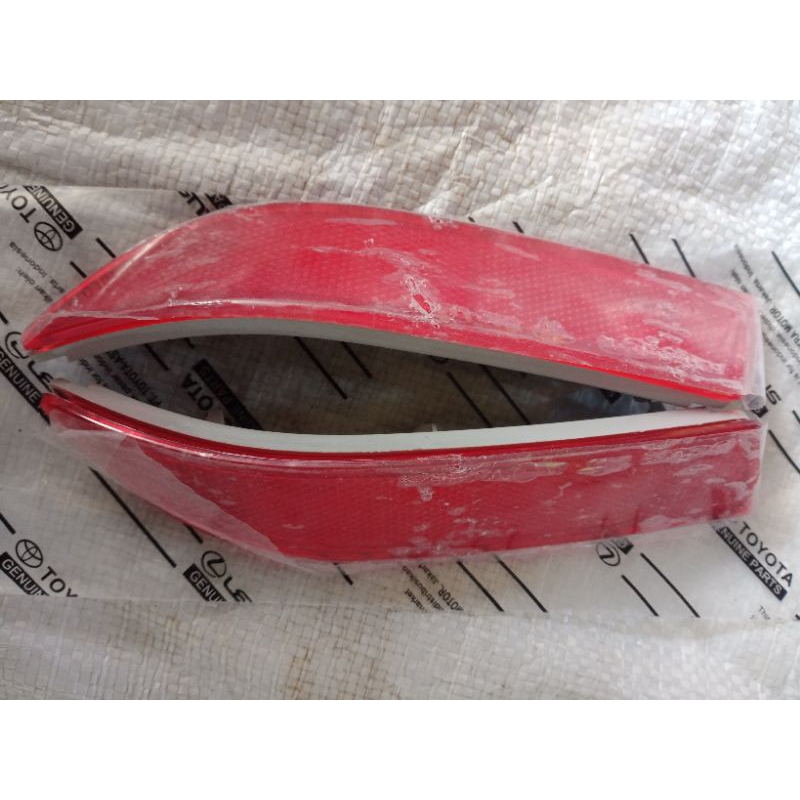 Reflector mata kucing. avanza all new 2013 sd 2024 type G original