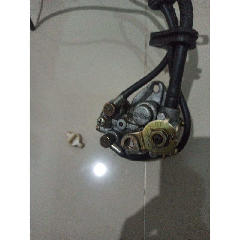 pompa oli satria 2tak  MIKUNI RGV RG 120 hiu lumba original 2ID