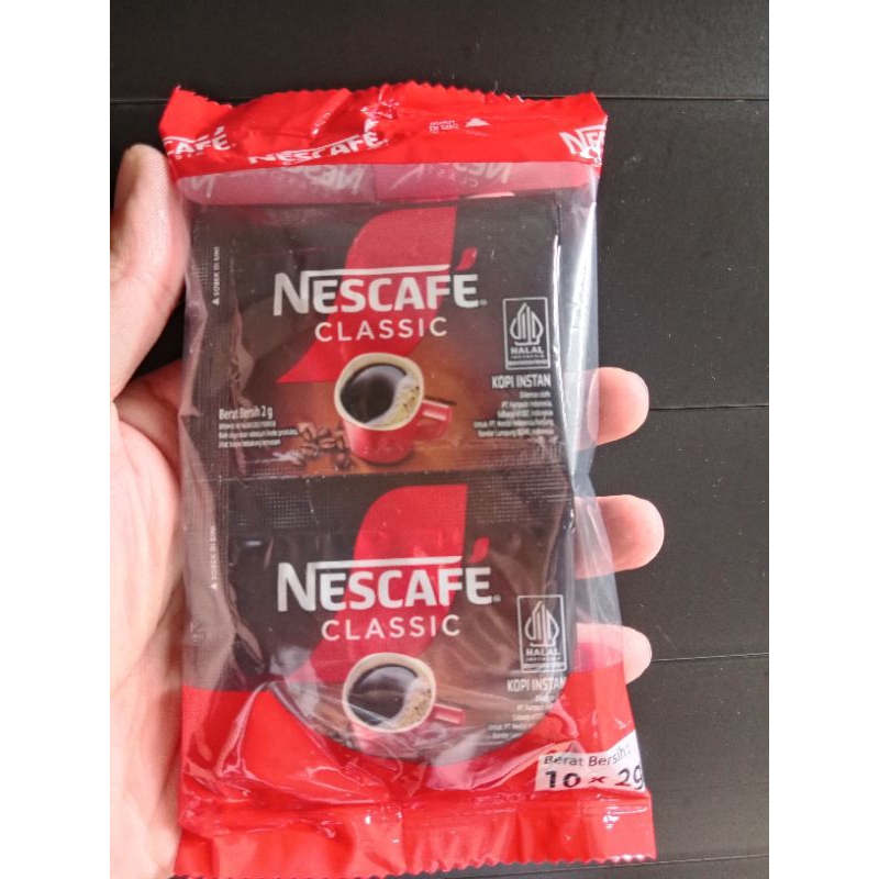 

Nescafe Classic Kopi Instan Kemasan 1 Renceng isi 10 Sachet