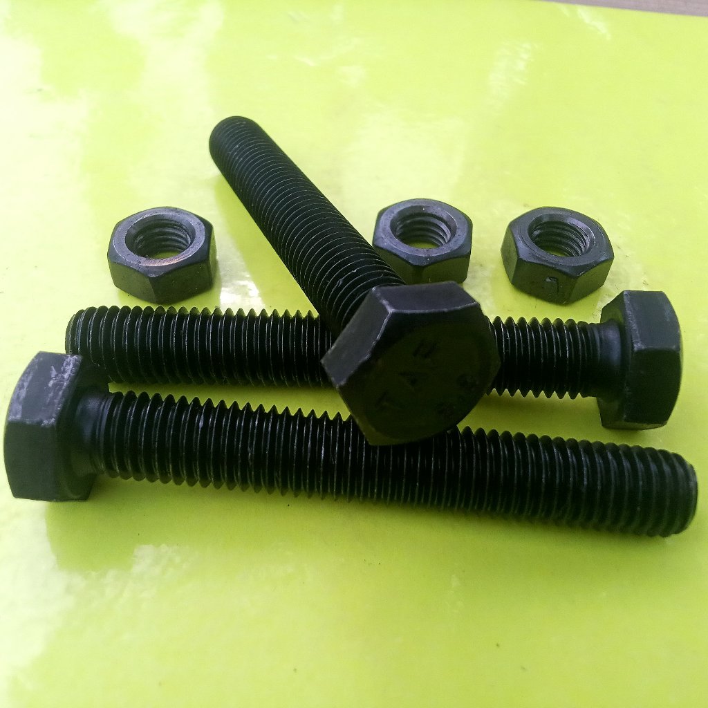 BAUT BAJA HTB 8.8 M20 X 150 FULL DRAT / BAUT 30 KUNCI 30 / BAUD FULL DRAT 30 / BAUT BAJA M20 X 150 H