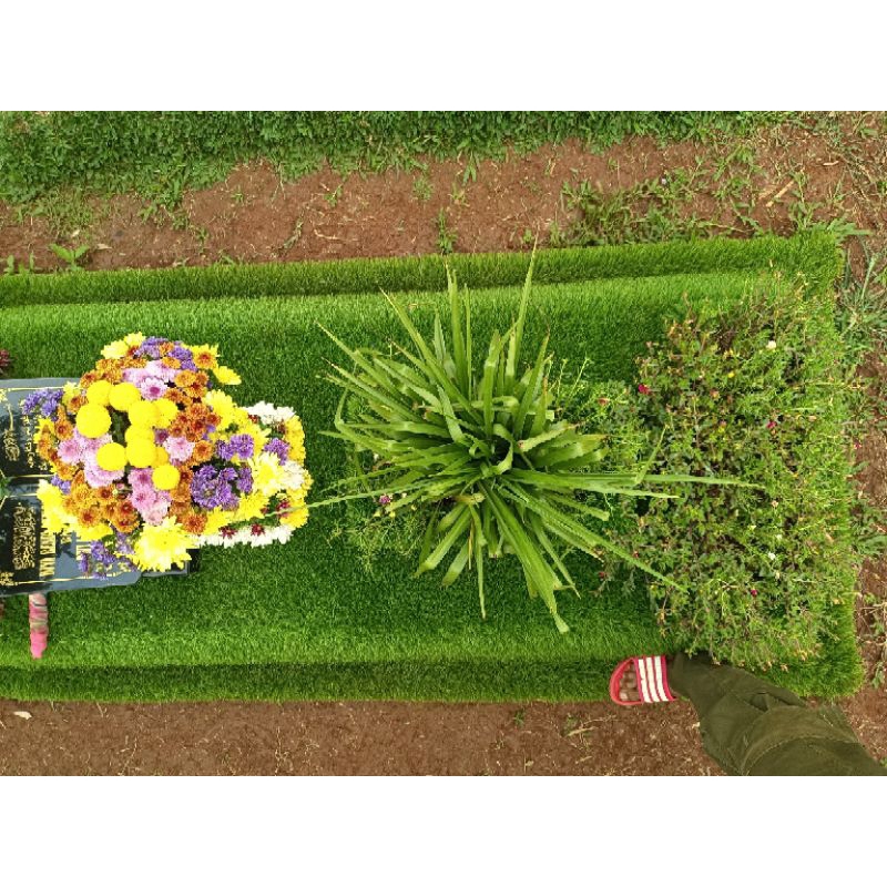 paketan makam rumput sintetis+batunisan model kitab