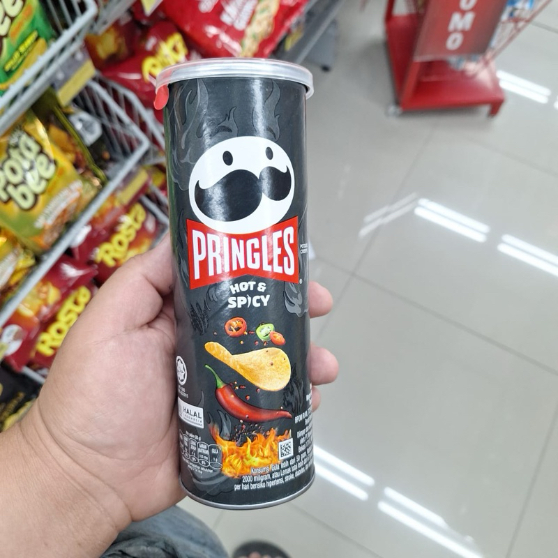 

Pringles Hot & Spicy 102gram