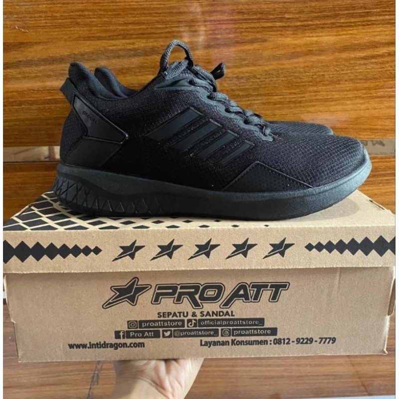 Adidas Sepatu & Sandal Pro Att PI-600 sepatu sekolah