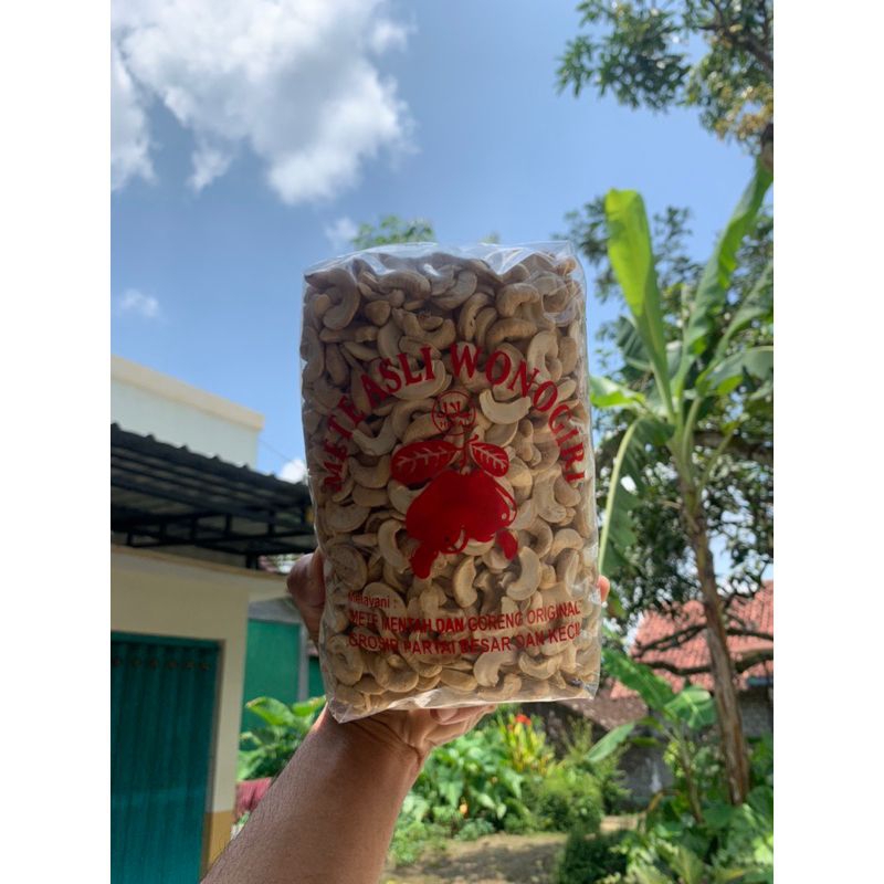 

METE BELAH 2 MENTAH FRESH FOOD SNACK