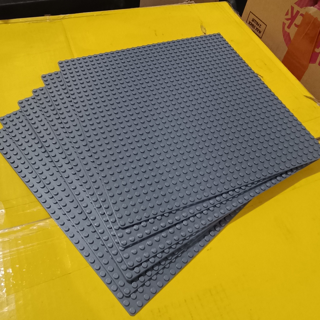 LEGO Baseplate 32 x 32 Original Grey NEW
