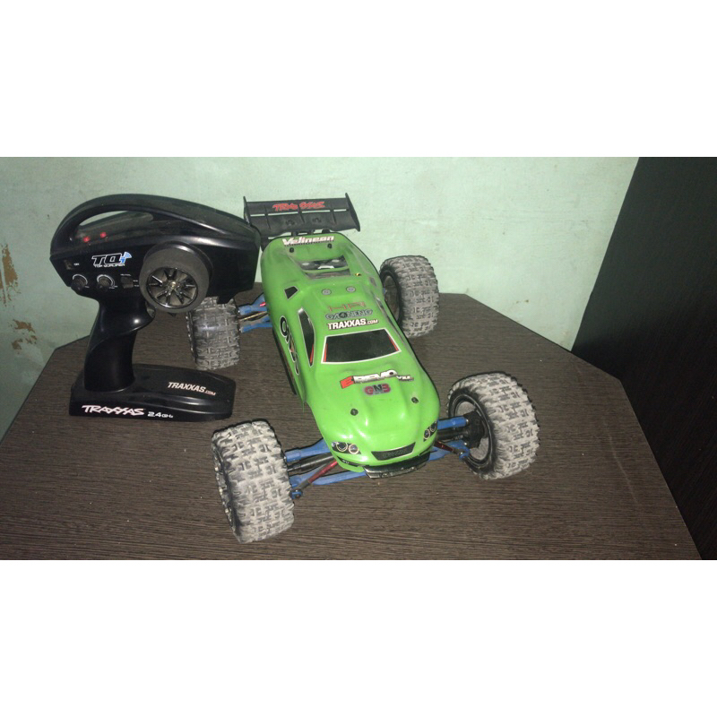 RC traxxas mini e revo