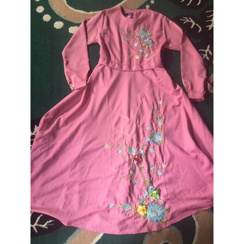 ( preloved ) gamis pink bunga sulam