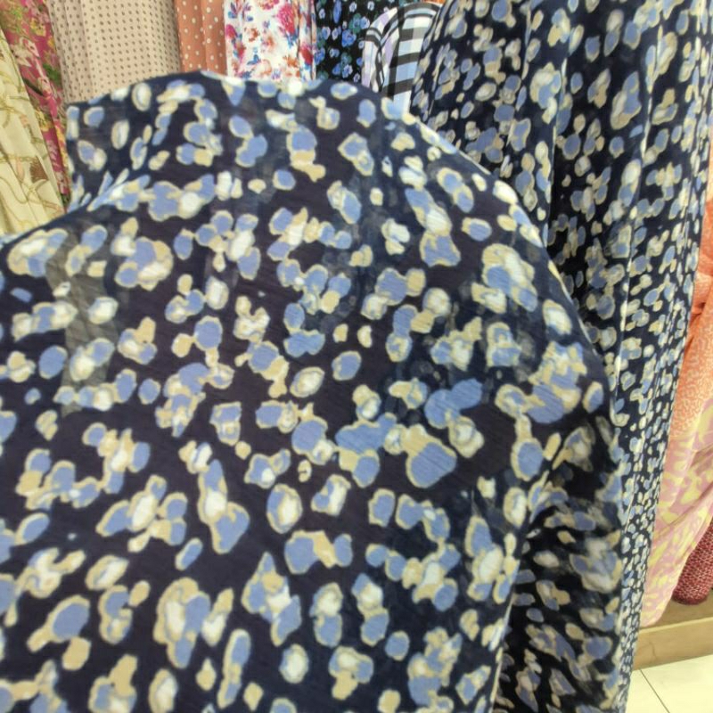 KAIN SIFON KRINGKEL MOTIF MACAN - KAIN SIFON MOTIF LEOPARD - BAHAN KAIN MOTIF MACAN HARGA/0,5M