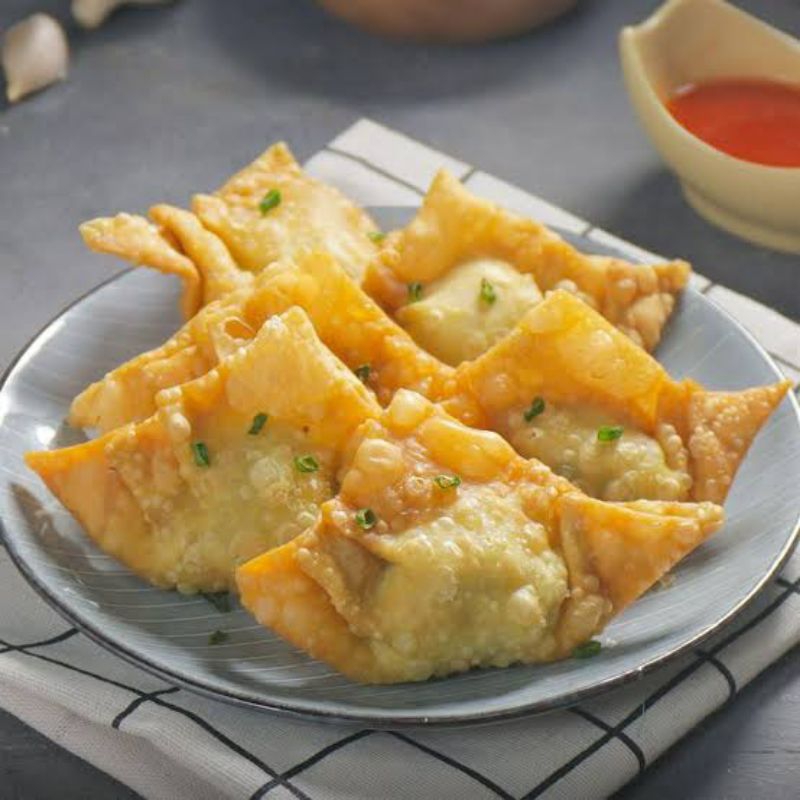 

Pangsit chili oil premium isi 20 pcs Free saos Pedas