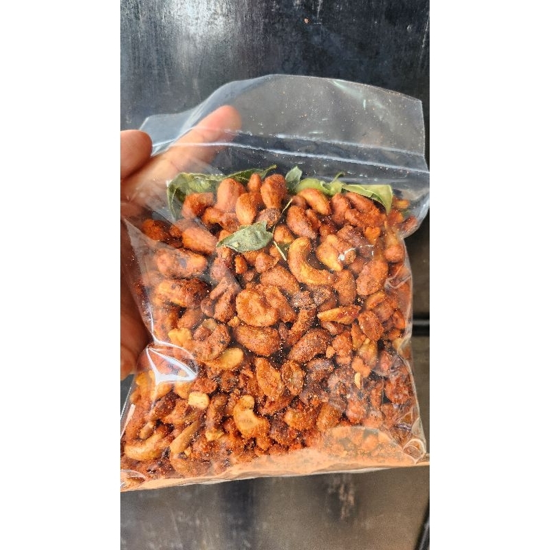 

Kacang Mete / Mede Asli Wonogiri 6 Rasa Grade Super 500gram