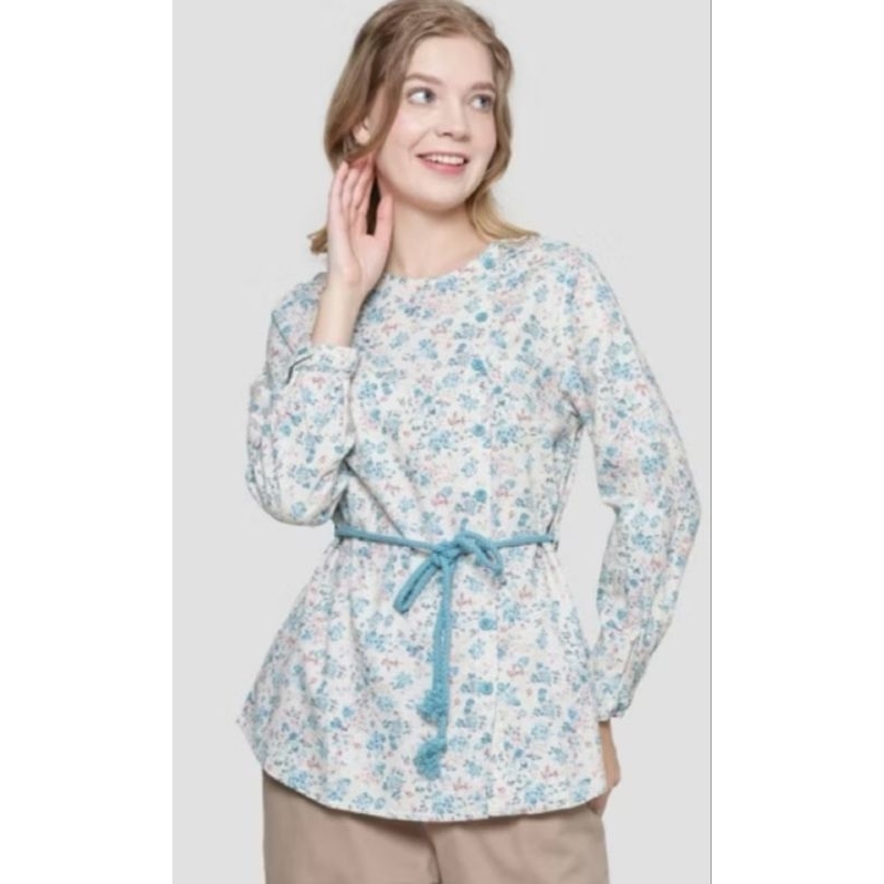 BLOUSE EXIT