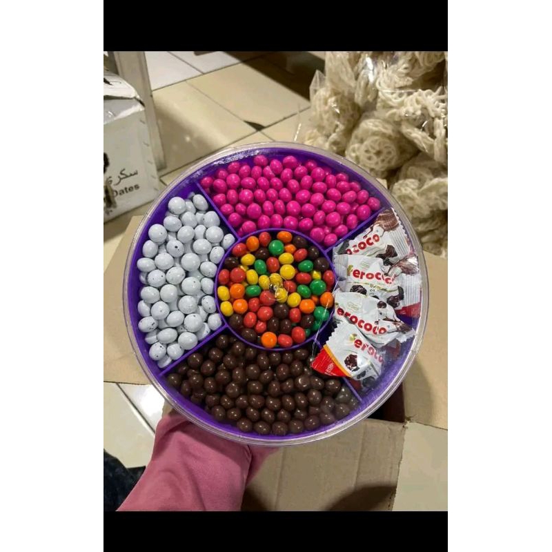 

Hampers Coklat Tray Bulat