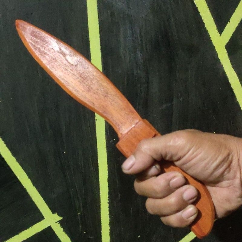 BADIK KAYU_LADUK KAYU_REPLIKA BADIK KAYU_BADIK PLITUR 30 CM