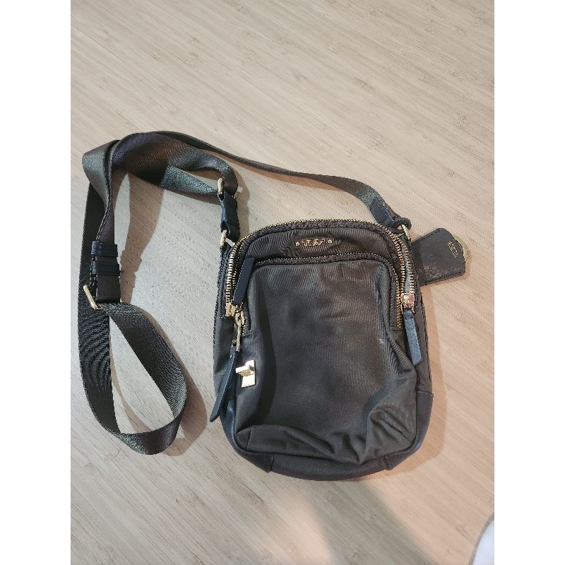 Tumi Sling Bag Preloved