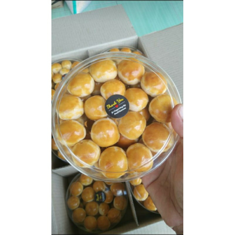 

kue kering ukuran 500gr / toples
