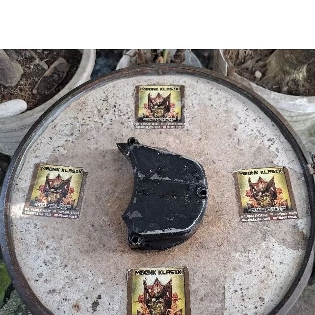 tutup pompa oli rxz rzr ORIGINAL 55K tutup pompa oli samping yamaha rxz rzr cover pompa oli rxz rzr