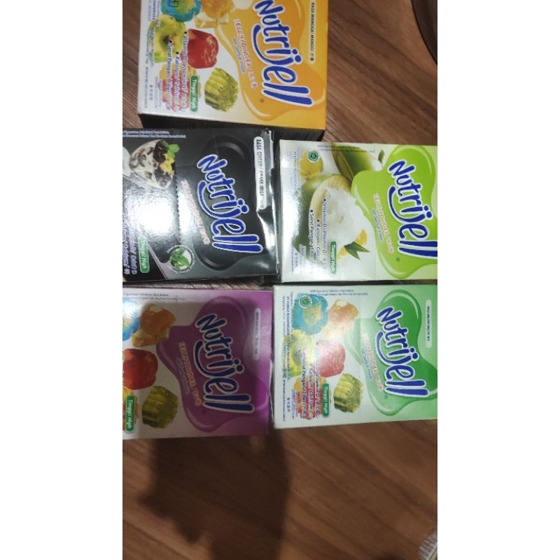 

Nutrijell 15gr isi 12 sachet