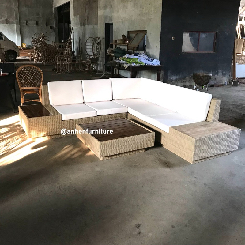 Set Kursi Tamu Sudut Rotan Sintetis / Sofa Tamu Sudut Rotan Sintetis / Sofa Outdoor Rotan Sintetis