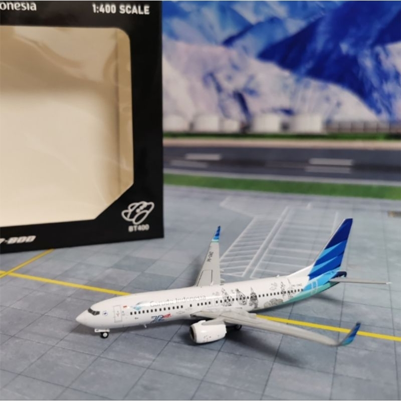 1/400 Garuda Indonesia B737-300 Livery "Cinta Indonesia" By BT400