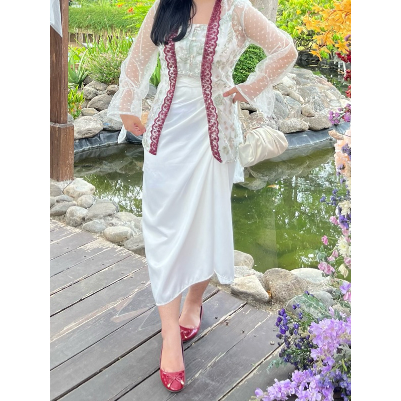 SEWA kebaya kutu baru kondangan wisuda