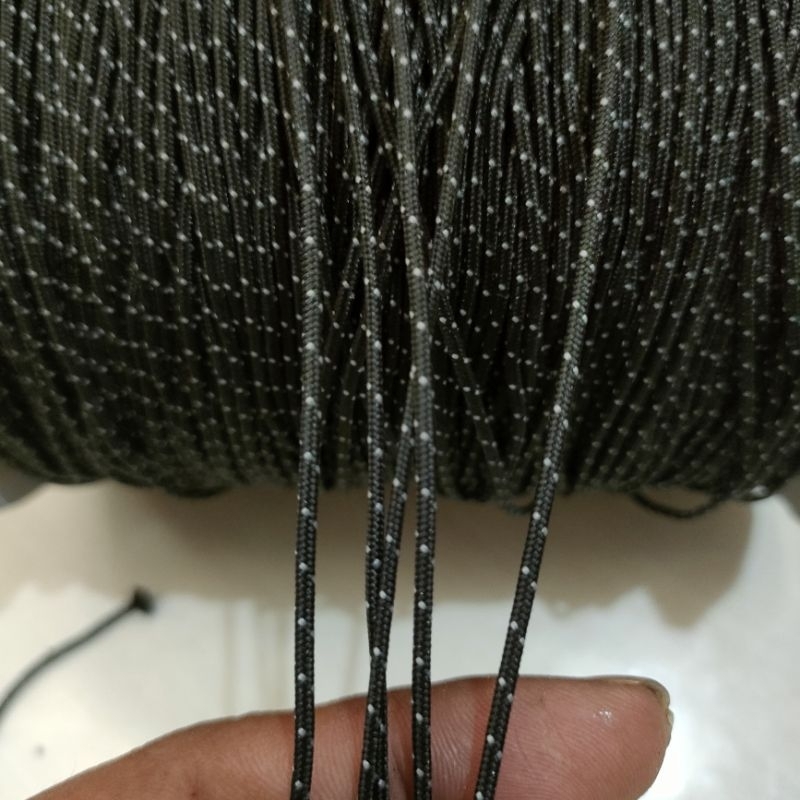 

tali pursic diameter 2mm warna hitam abu