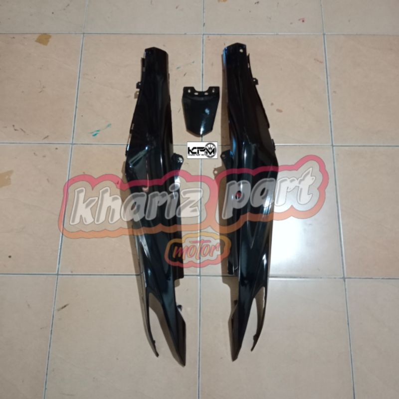 Cover body belakang kanan kiri motor Jupiter Robot / Jupiter z new balok 2010 2011 Sambungan bodi ju