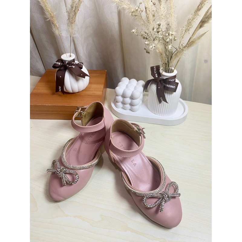 preloved heels anak perempuan Uk 27 / sepatu anak perempuan / sandal anak perempuan