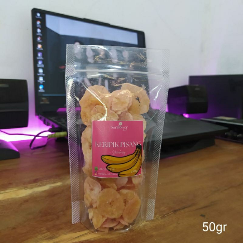 

KERIPIK PISANG LUMER (STRAWBERRY) 50GR