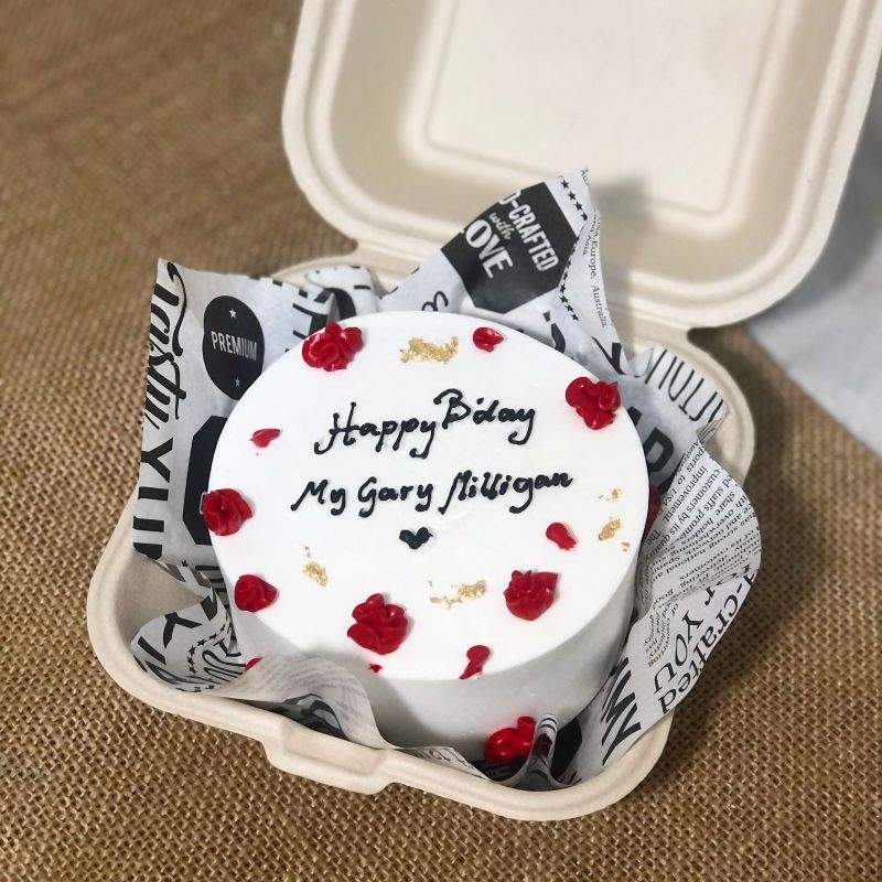 

Red rose bento korean cake by itsjours cake