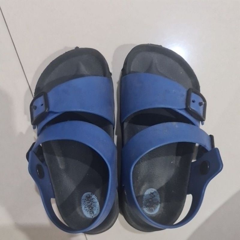 sandal anak laki laki