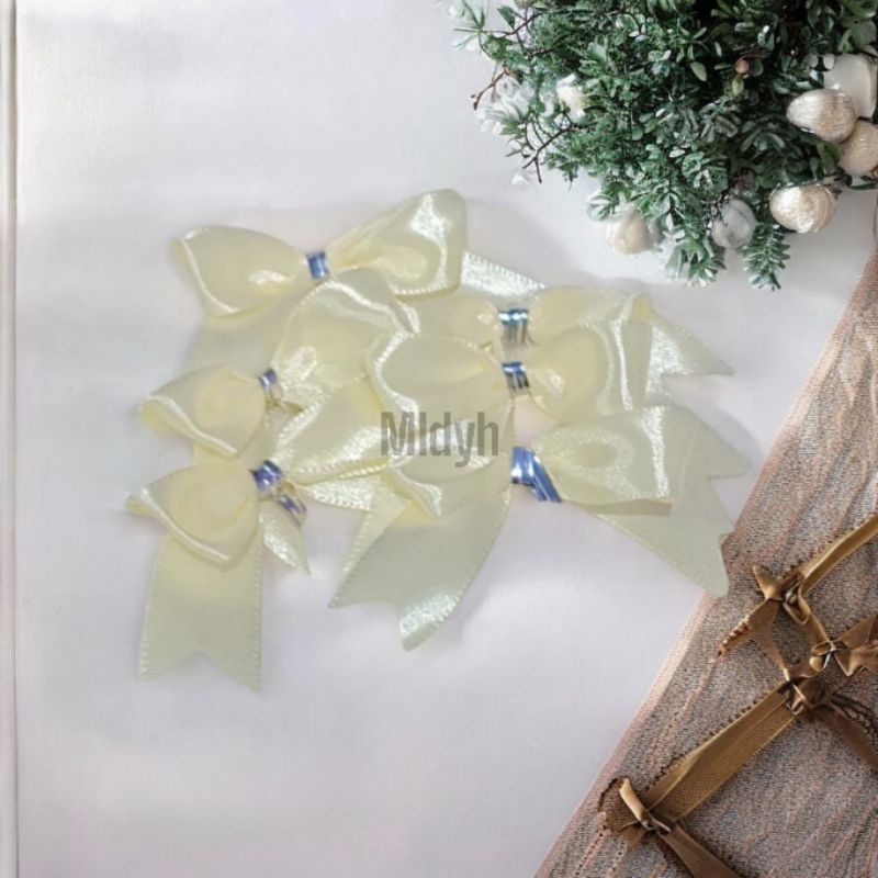 

pita siap pakai / pita satin / pita souvenir / pita kado warna cream