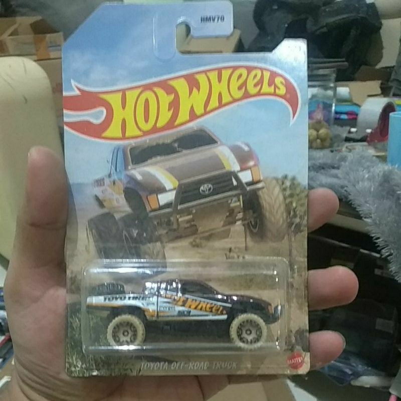 HOt Wheels Toyota Off-ROAD Truck /HOtWheels Toyota Off ROAD Truck