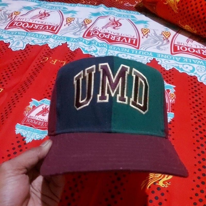 topi vintage UMD made in usa