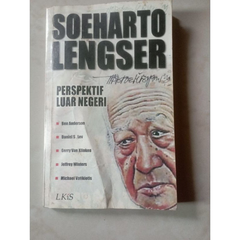 Soeharto lengser perspektif luar negeri - Ben Anderson Daniel S Lev Gerry van klinken jeffrey winter